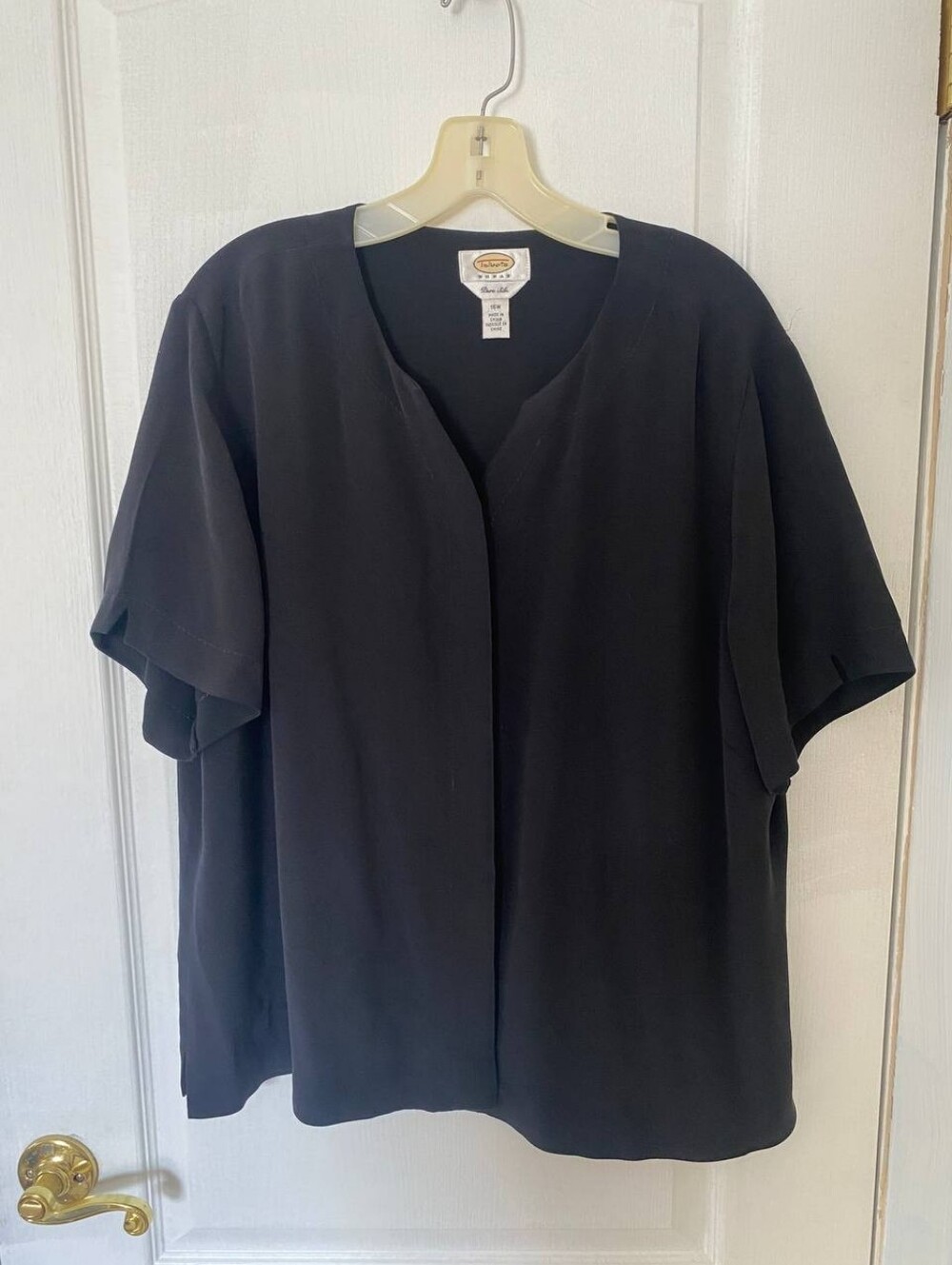 Vintage Talbots Women’s 100% Silk Black Blouse Size 16W